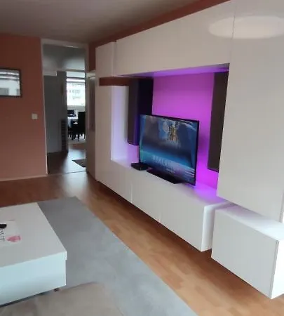 Bombon-trajno Zatvoreno Apartament *